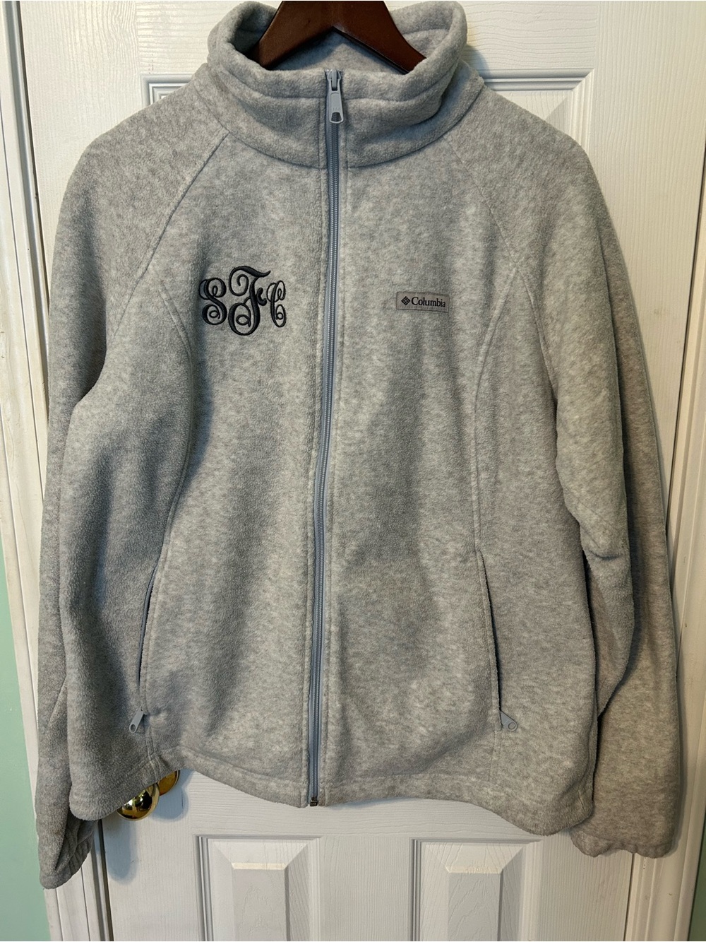 Columbia Light Gray Fleece Jacket - Full-Zip